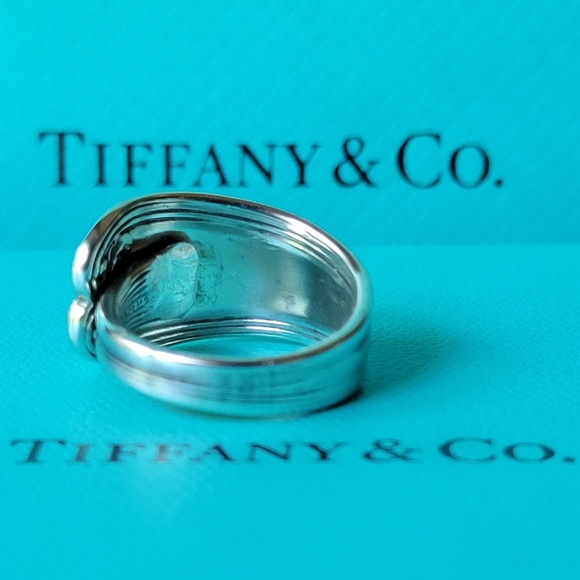 1895 Tiffany & Company Colonial Ivy Spoon Ring in Sterling Silver #93 - Picture 8 of 12